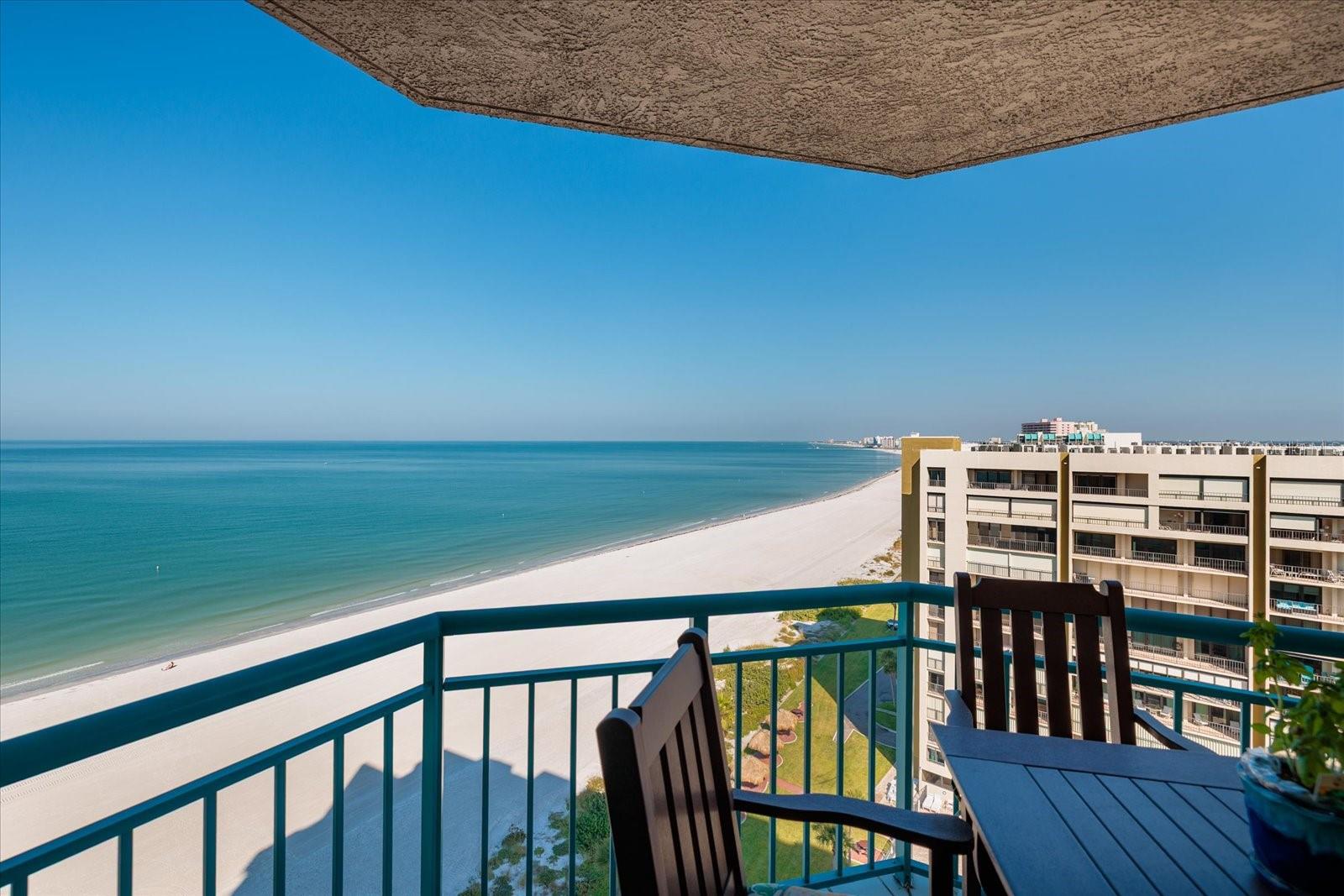 Image 17 of 70 For 1520 Gulf Boulevard 1404