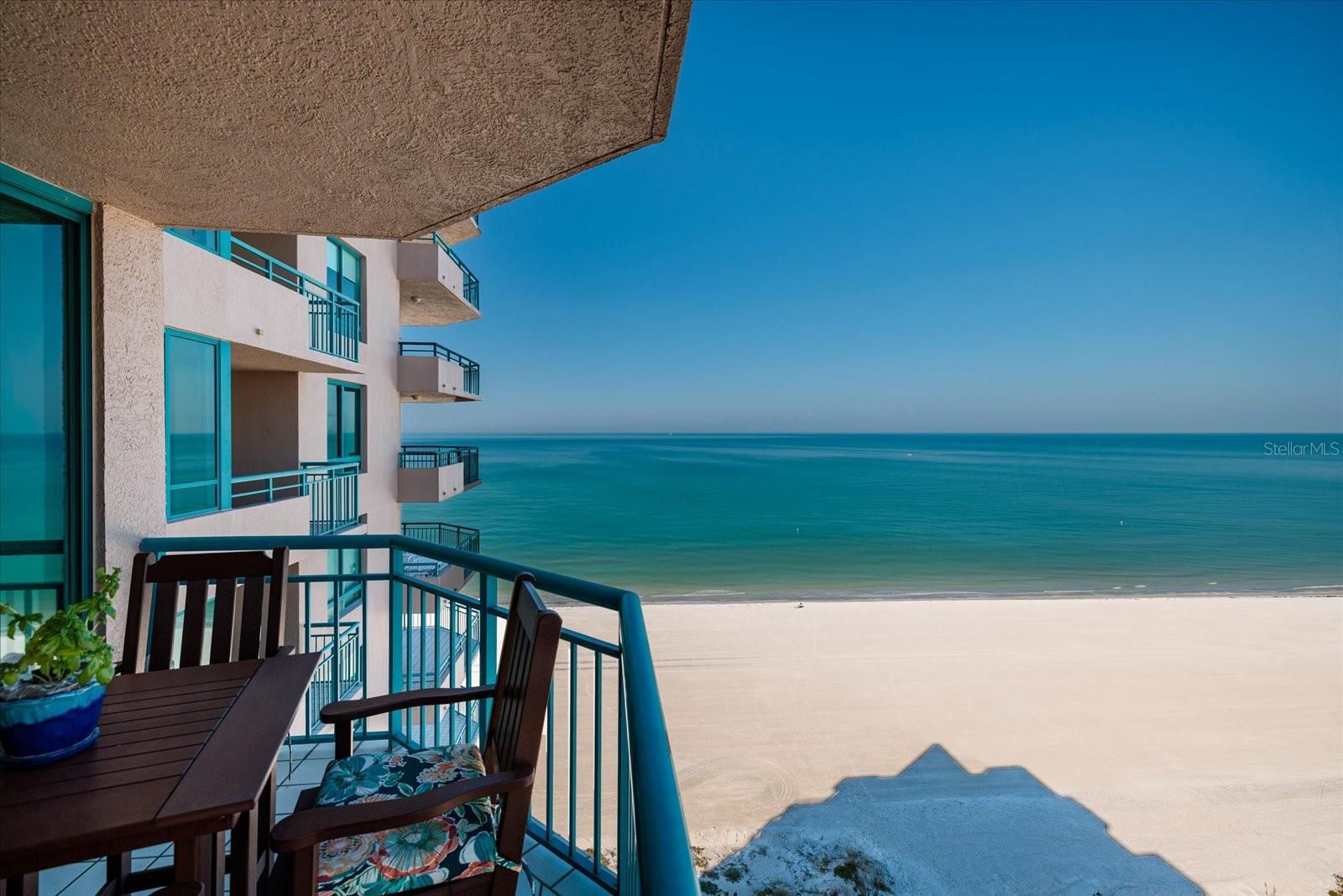 Image 18 of 70 For 1520 Gulf Boulevard 1404