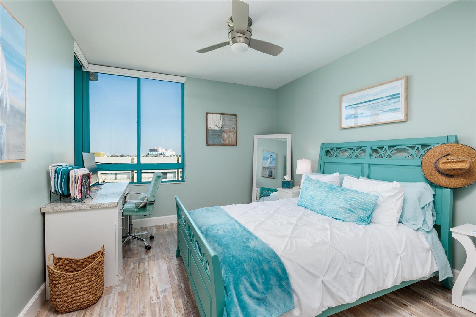 Image 29 of 70 For 1520 Gulf Boulevard 1404