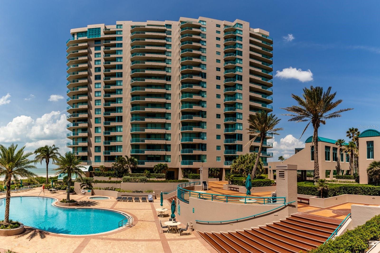 Image 47 of 70 For 1520 Gulf Boulevard 1404