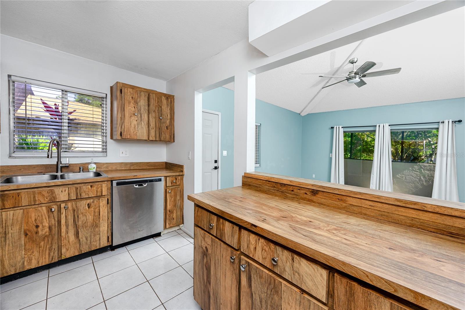 Image 18 of 45 For 2909 Lichen Lane A