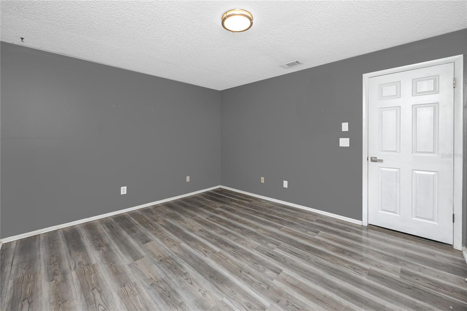 Image 23 of 45 For 2909 Lichen Lane A