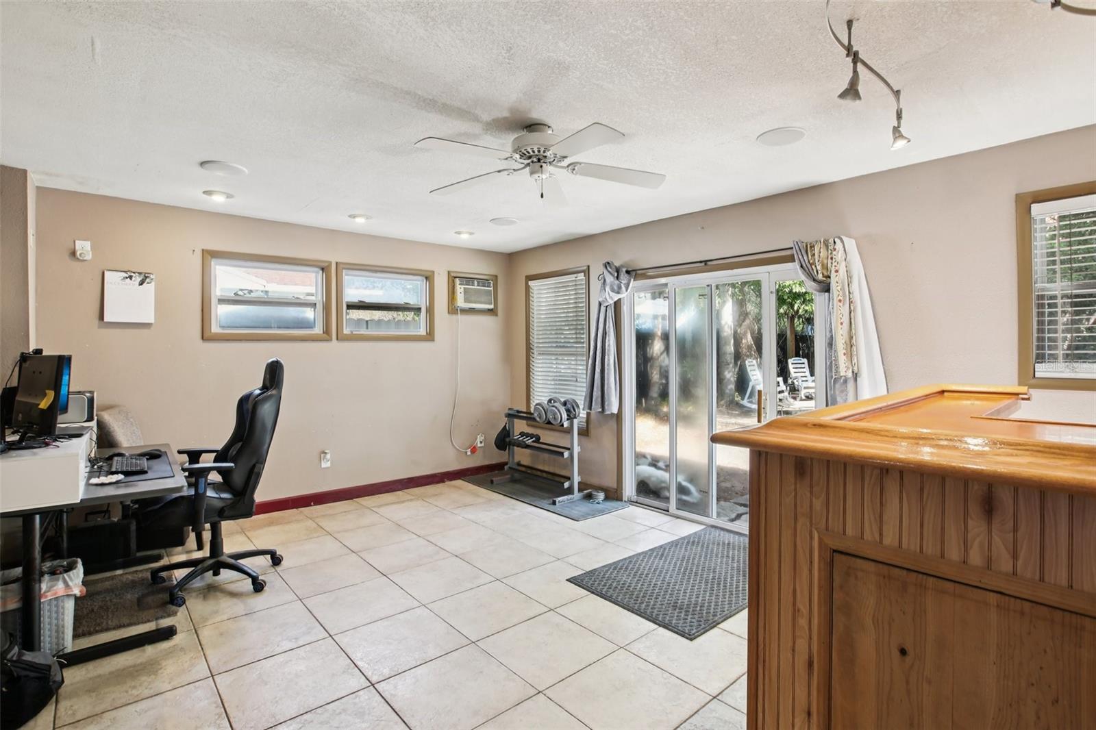 Image 13 of 27 For 1101 Terra Mar Drive