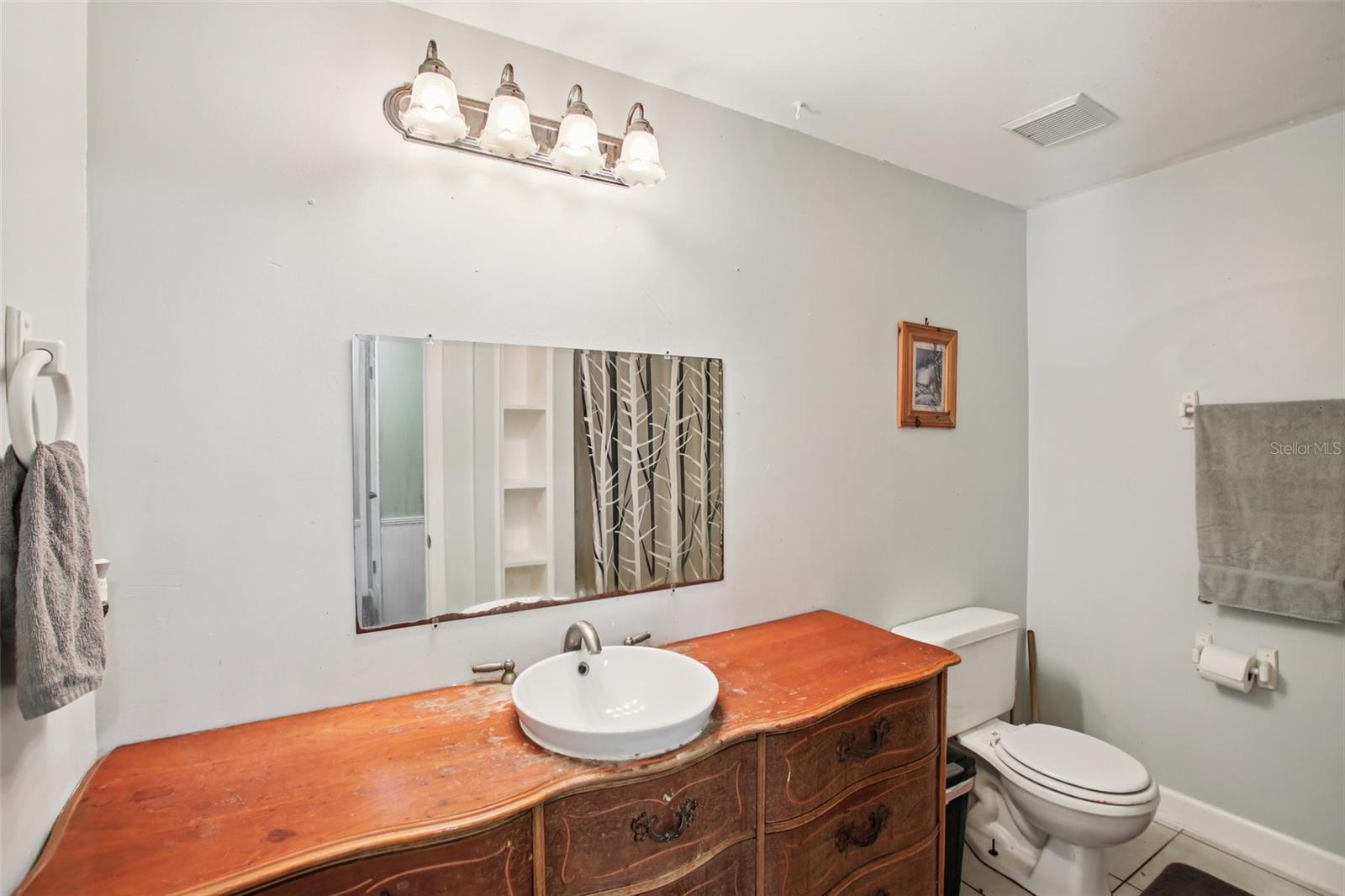 Image 21 of 27 For 1101 Terra Mar Drive