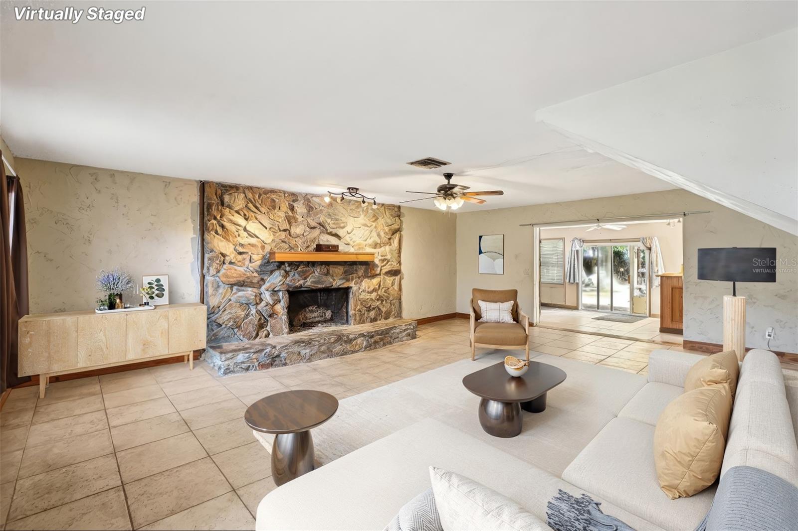 Image 4 of 27 For 1101 Terra Mar Drive