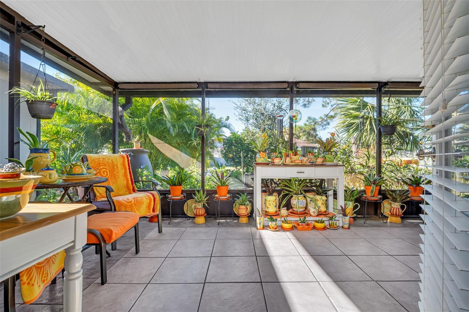 Image 26 of 49 For 3481 Maclaren Drive