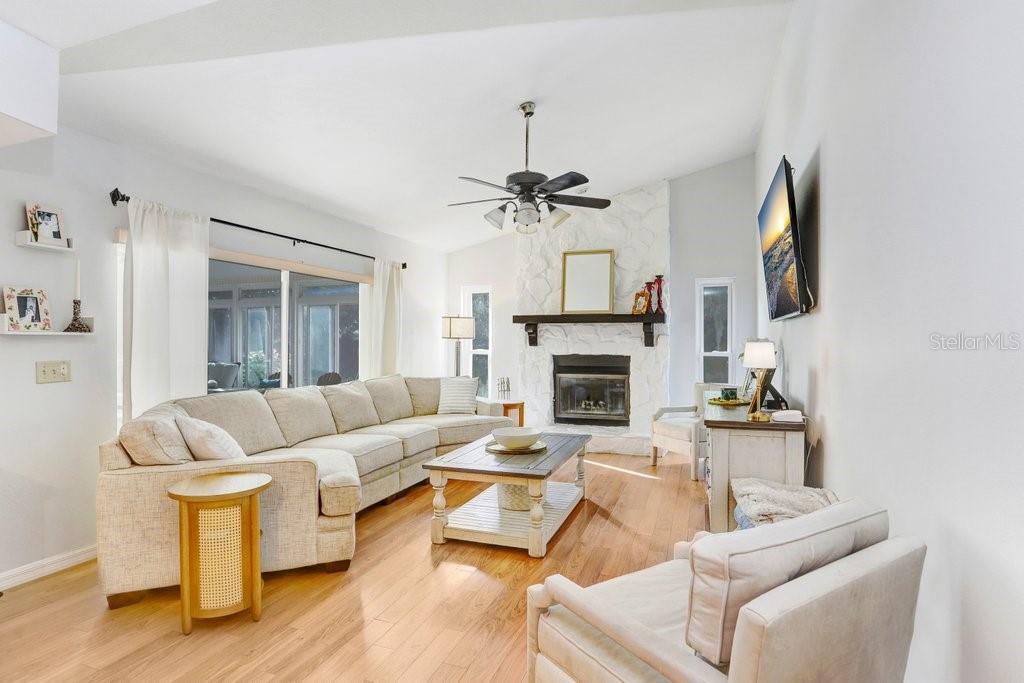 Image 10 of 32 For 3703 Kitmore Place