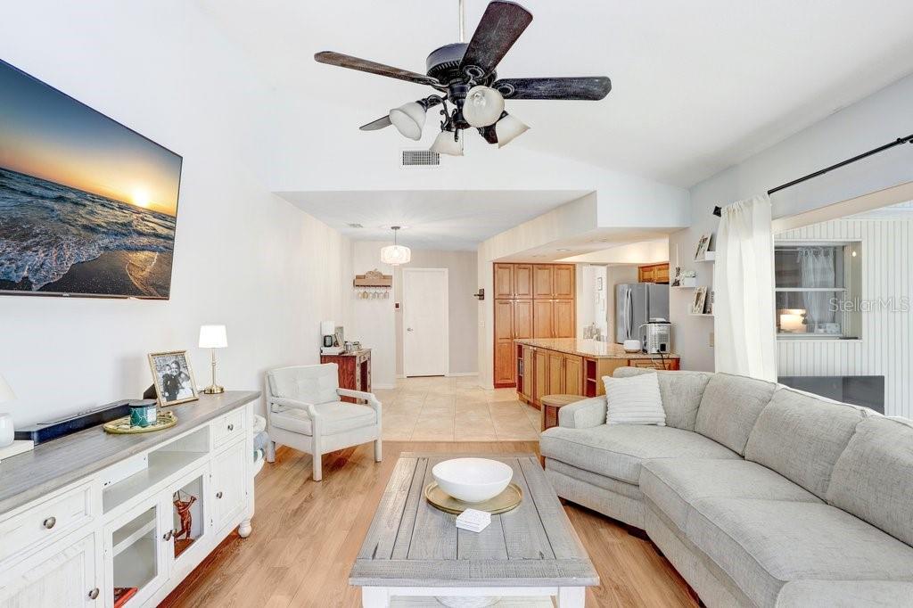 Image 11 of 32 For 3703 Kitmore Place