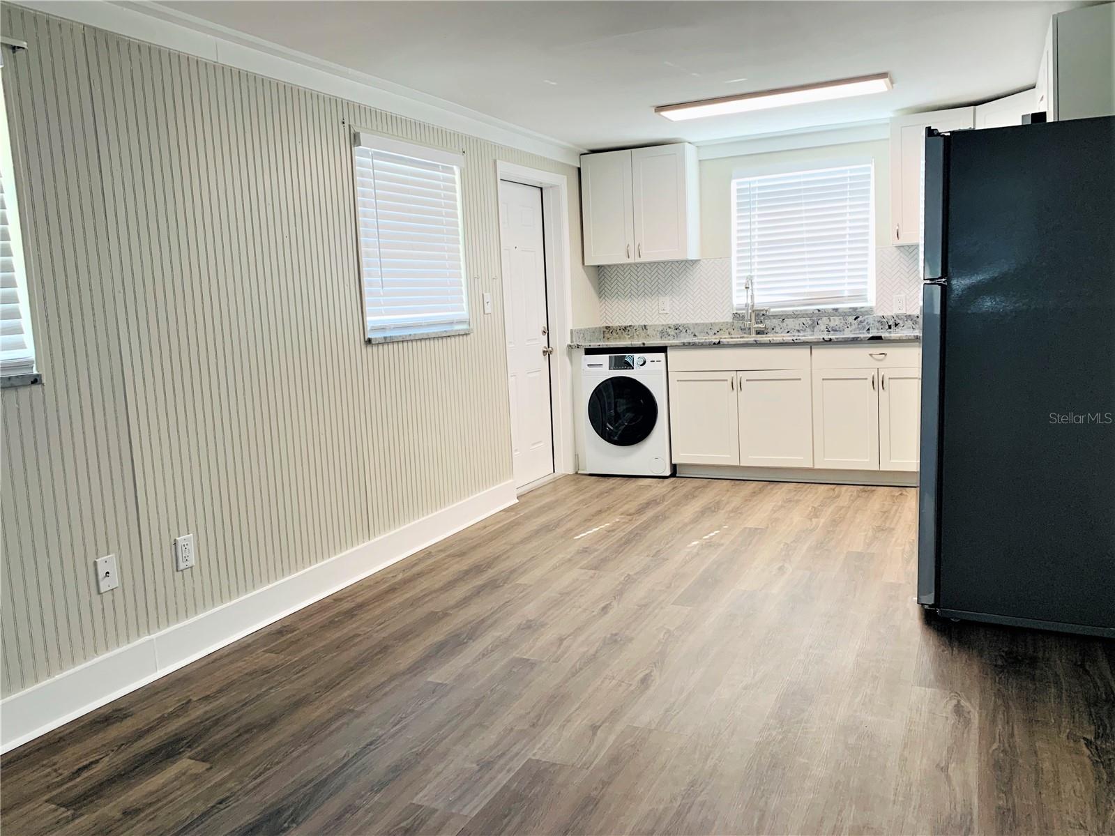 Image 5 of 11 For 3805 Leona Street 3