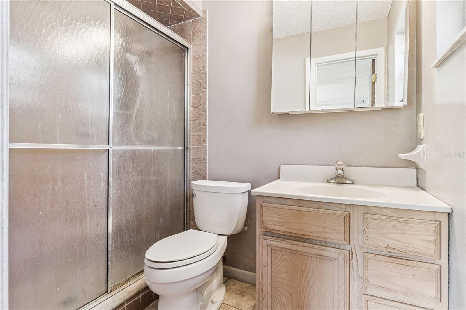 Image 23 of 47 For 4142 El Shaddiai Square