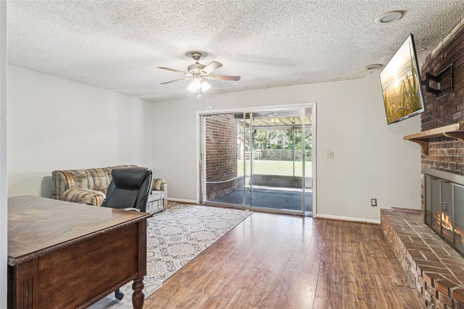 Image 8 of 47 For 4142 El Shaddiai Square