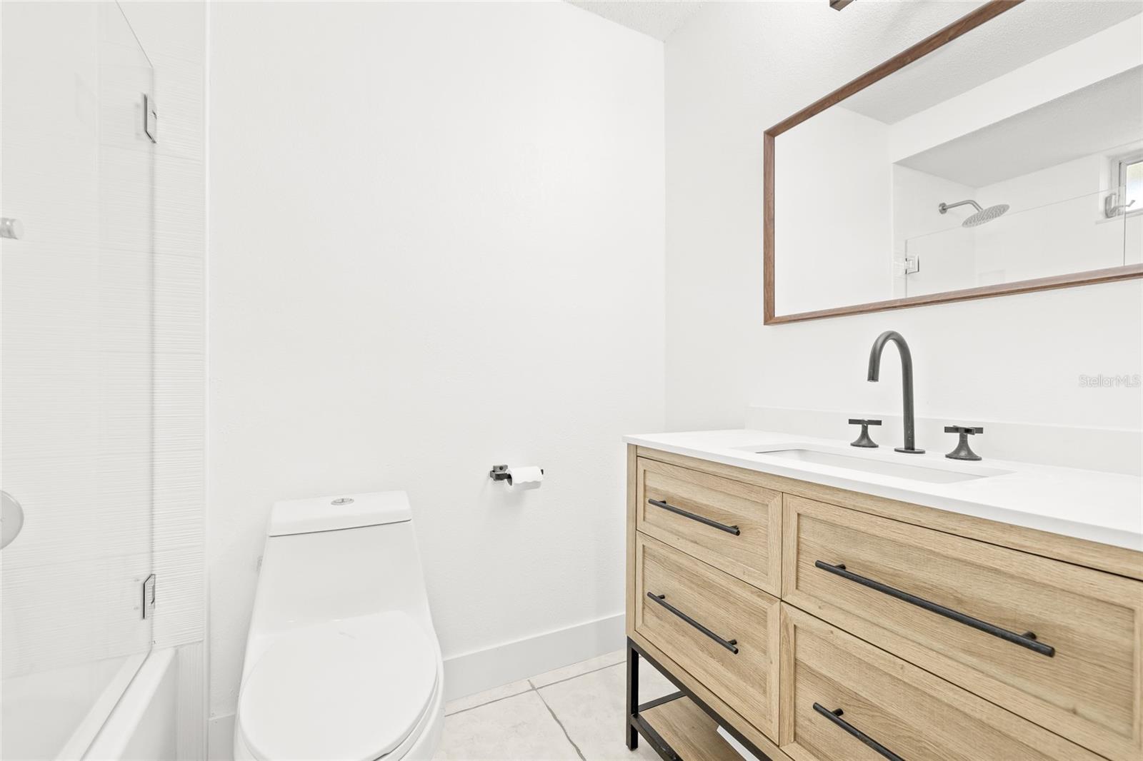 Image 20 of 44 For 4543 Dewey Drive