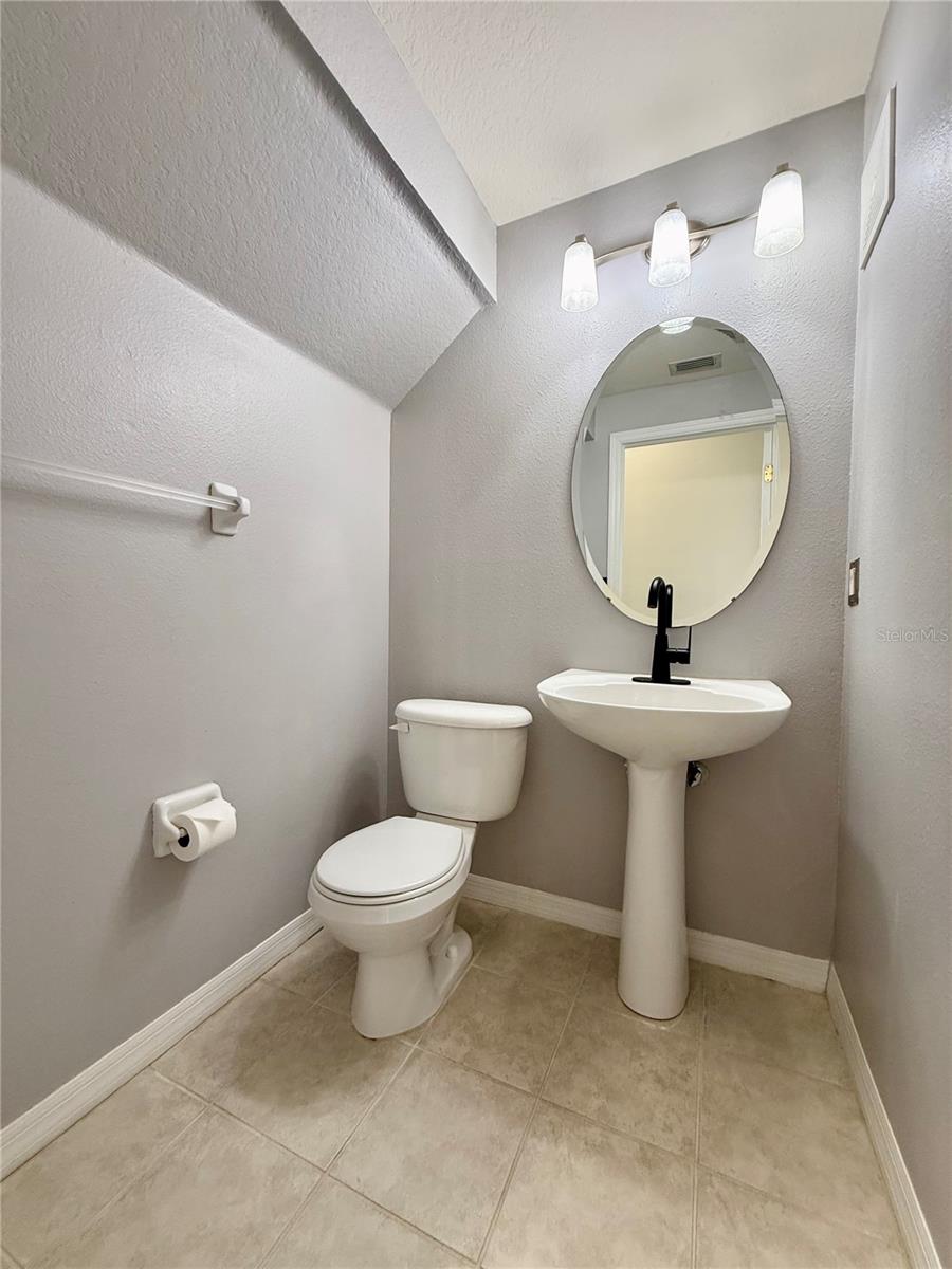 Image 13 of 33 For 11020 Blaine Top Place