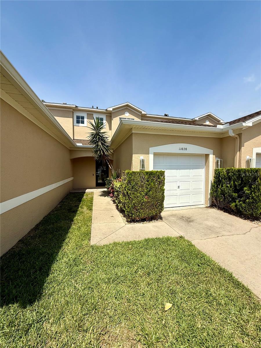 Image 2 of 33 For 11020 Blaine Top Place