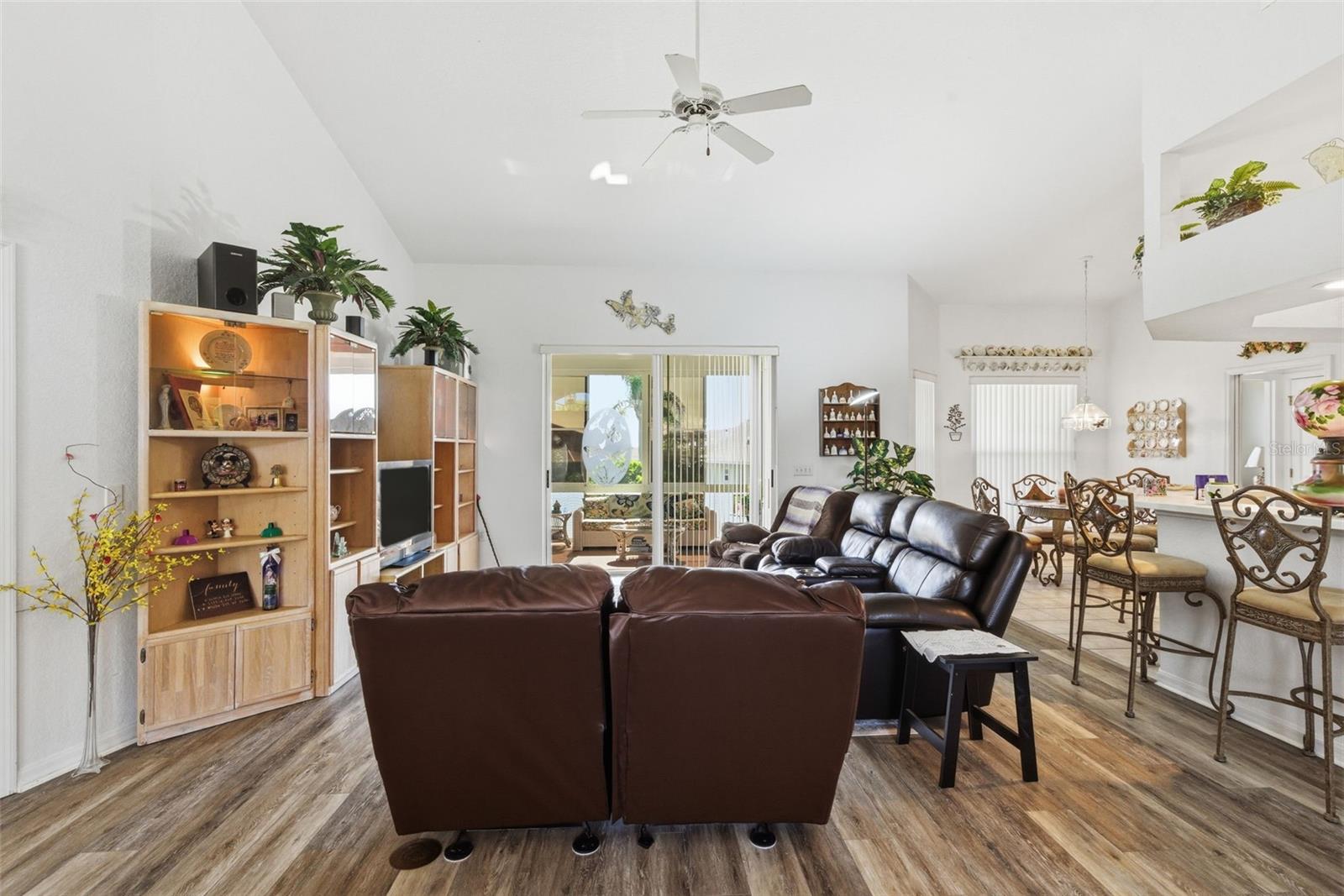 Image 14 of 76 For 3156 Timberly Lane