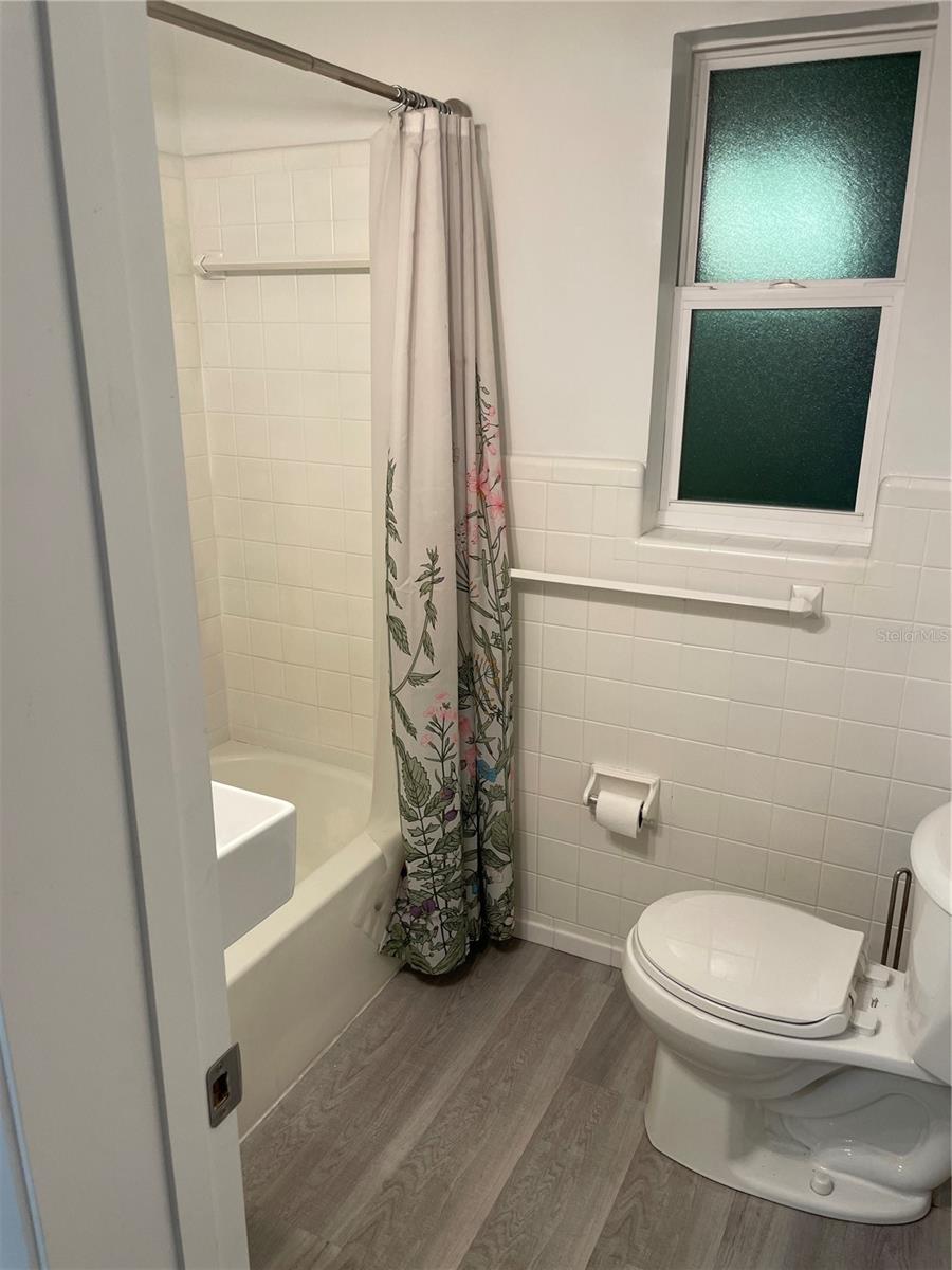 Image 17 of 19 For 1115 5th Place