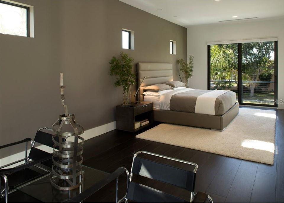 Listing photo id 17 for 356 Bayview Drive Ne