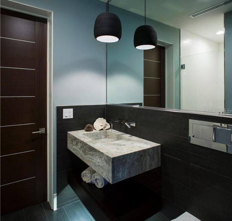 Listing photo id 22 for 356 Bayview Drive Ne