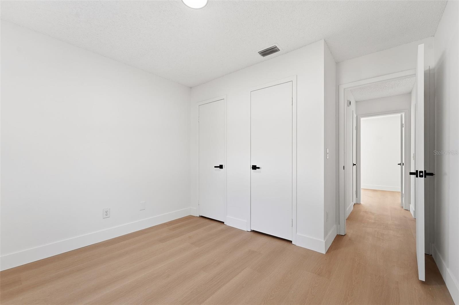 Image 18 of 23 For 1006 Pleasant Pine Court