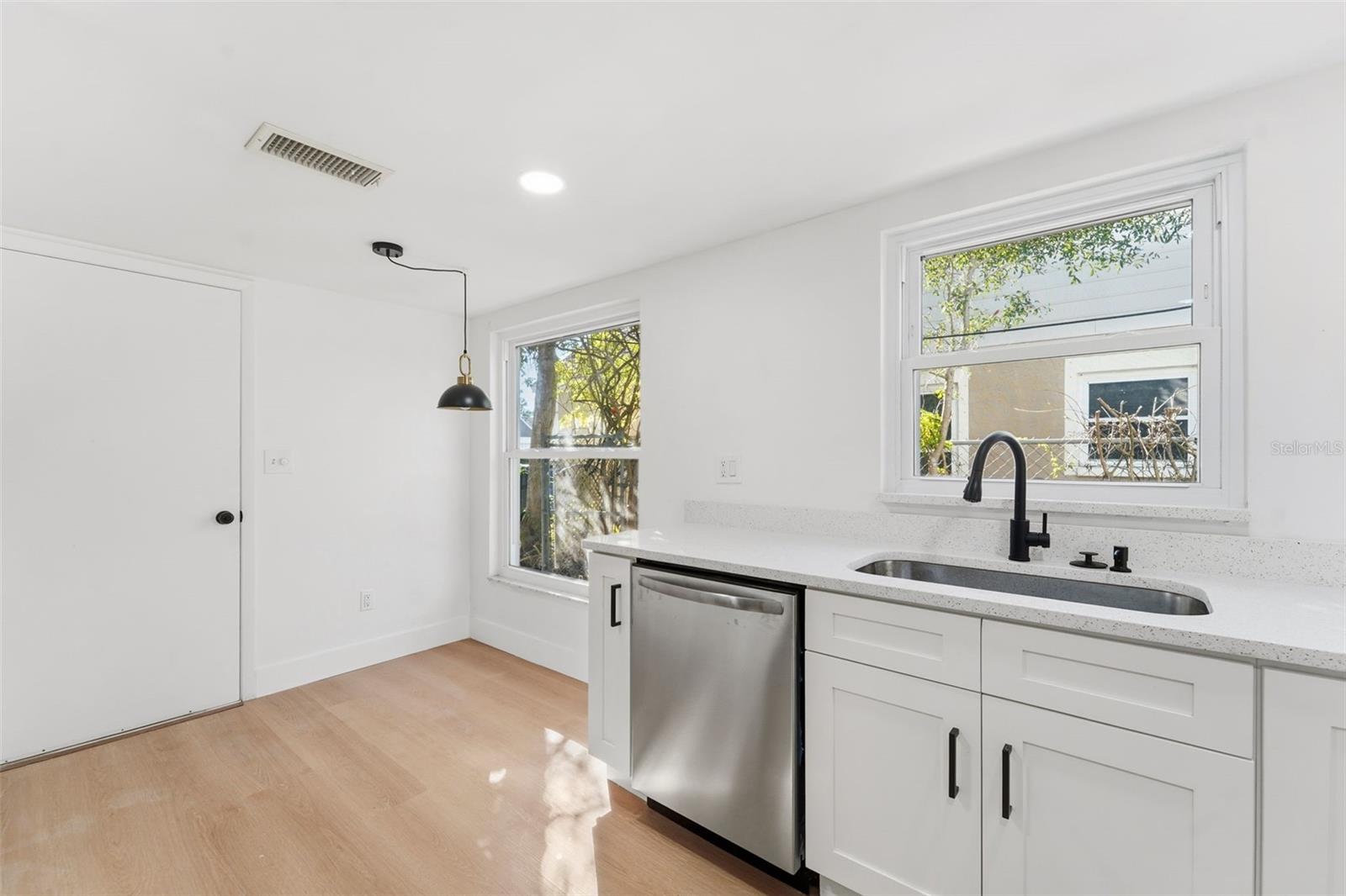 Image 7 of 23 For 1006 Pleasant Pine Court