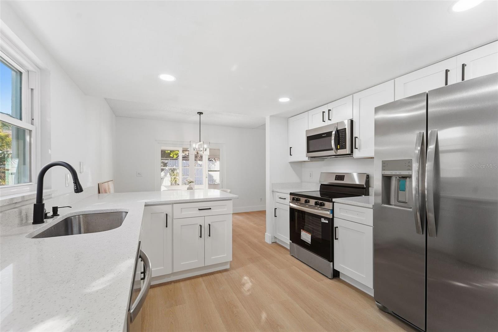 Image 9 of 23 For 1006 Pleasant Pine Court