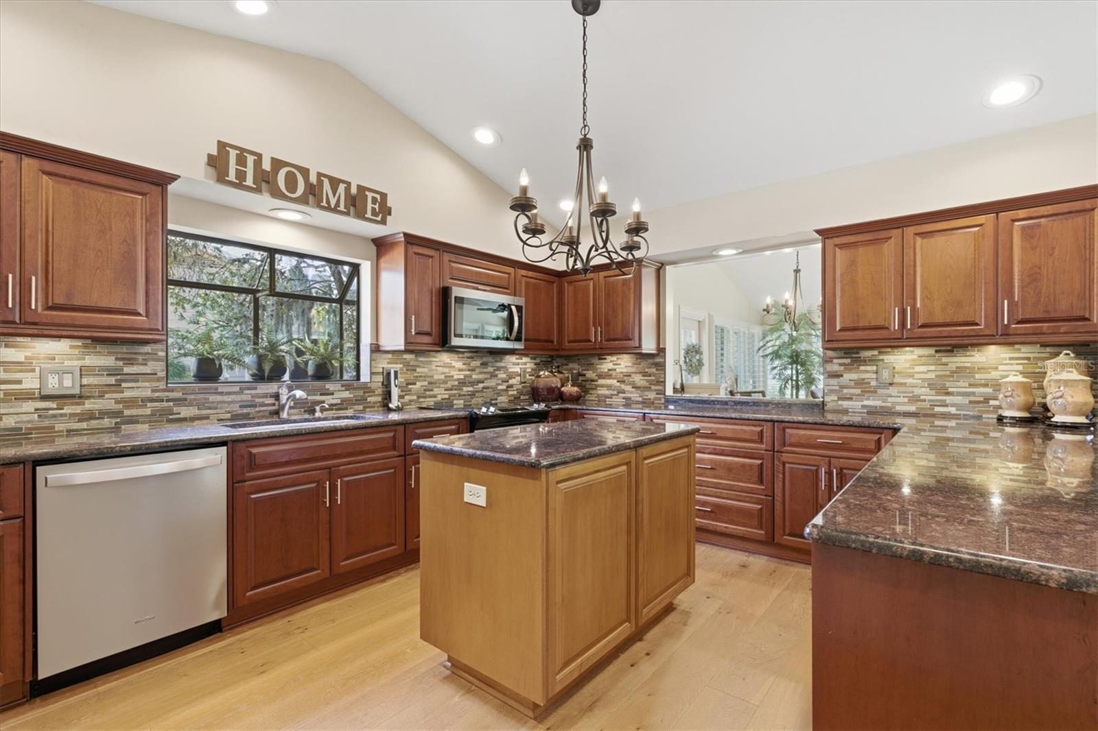 Image 16 of 56 For 1100 Muirfield Court