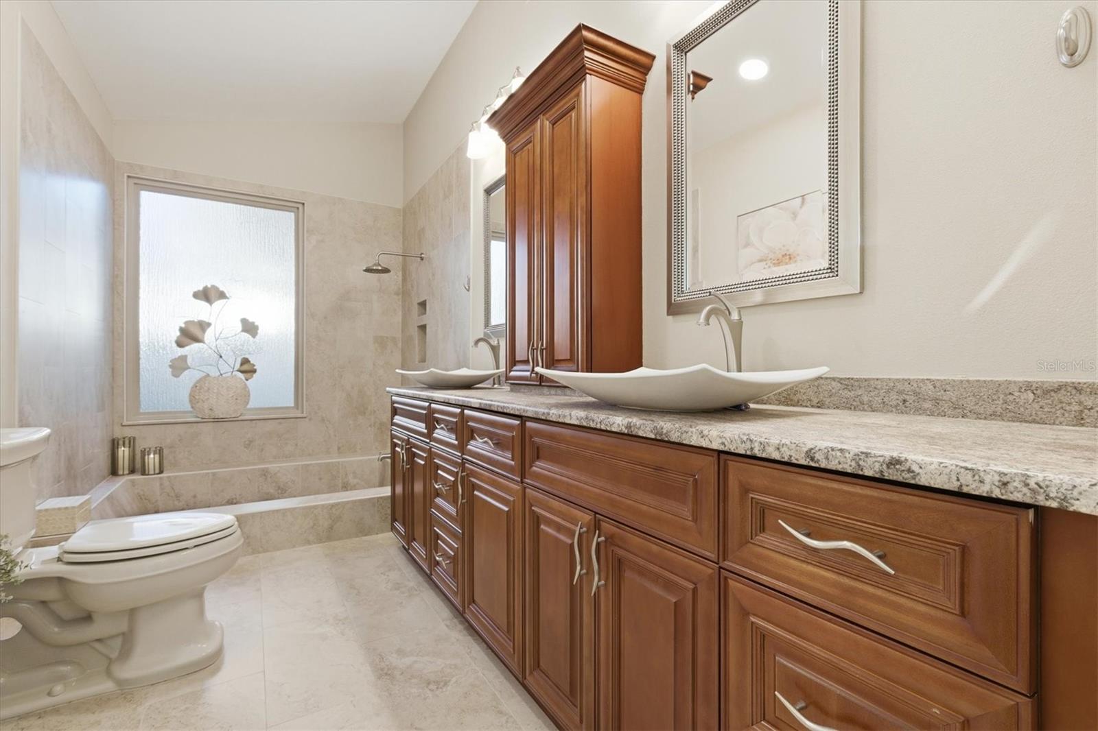 Image 26 of 56 For 1100 Muirfield Court