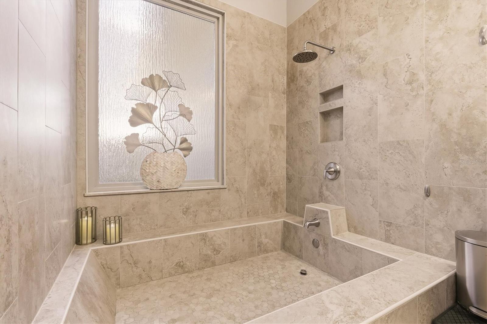 Image 27 of 56 For 1100 Muirfield Court