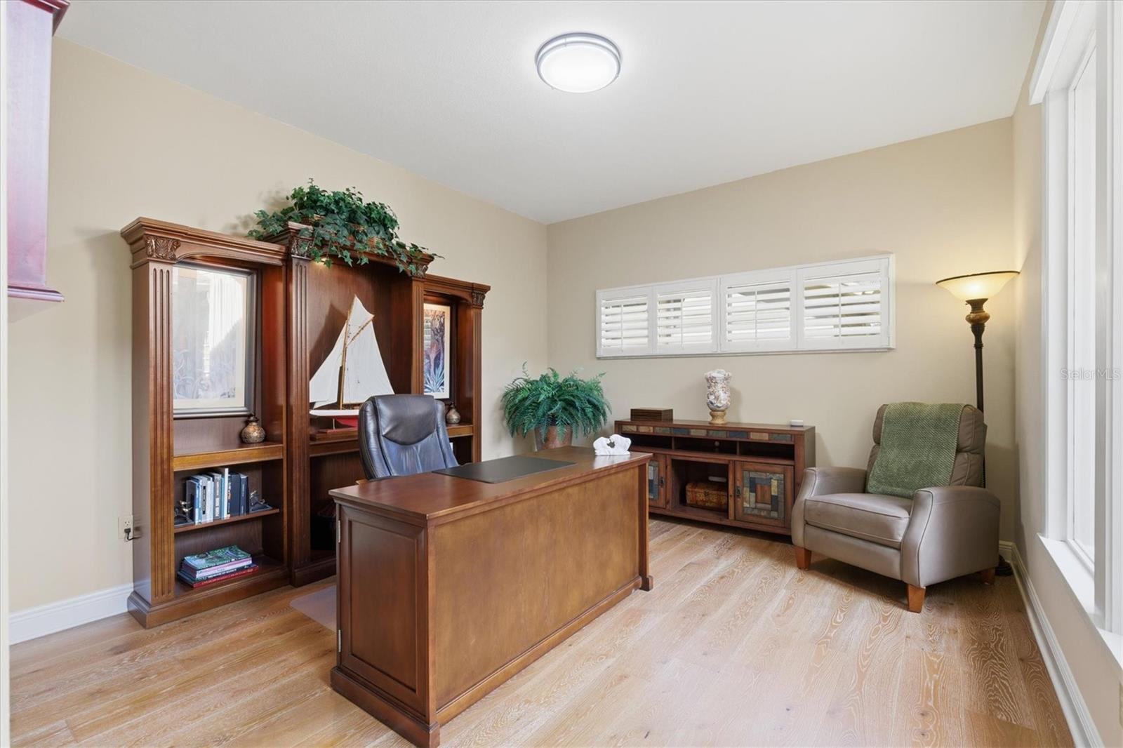 Image 32 of 56 For 1100 Muirfield Court