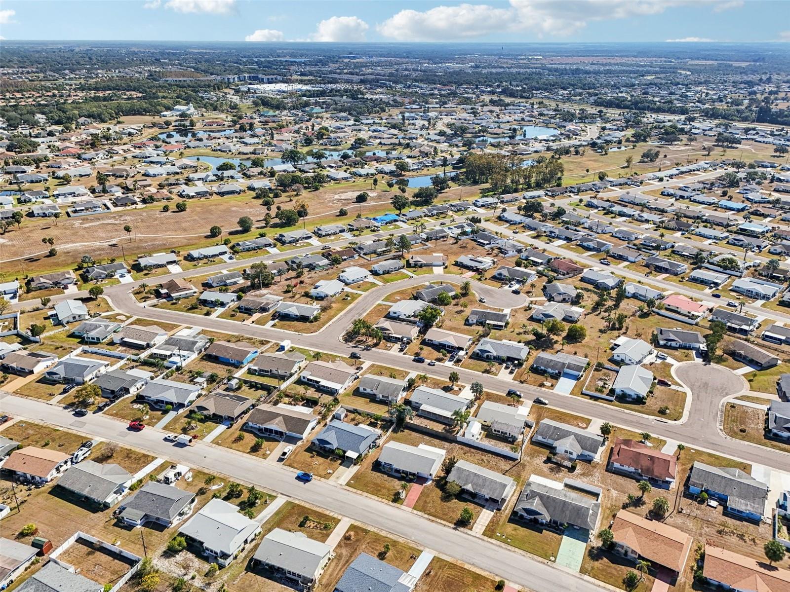 Image 30 of 48 For 722 Tam O Shanter Avenue