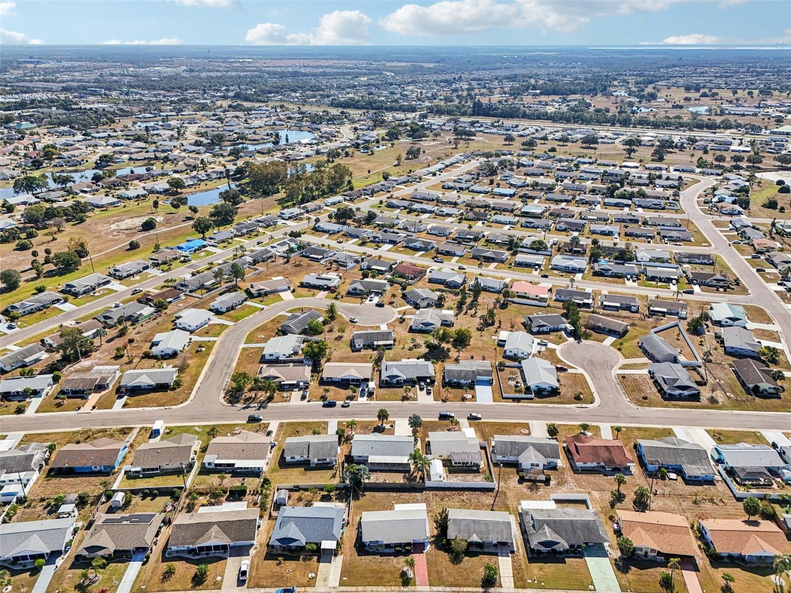 Image 33 of 48 For 722 Tam O Shanter Avenue