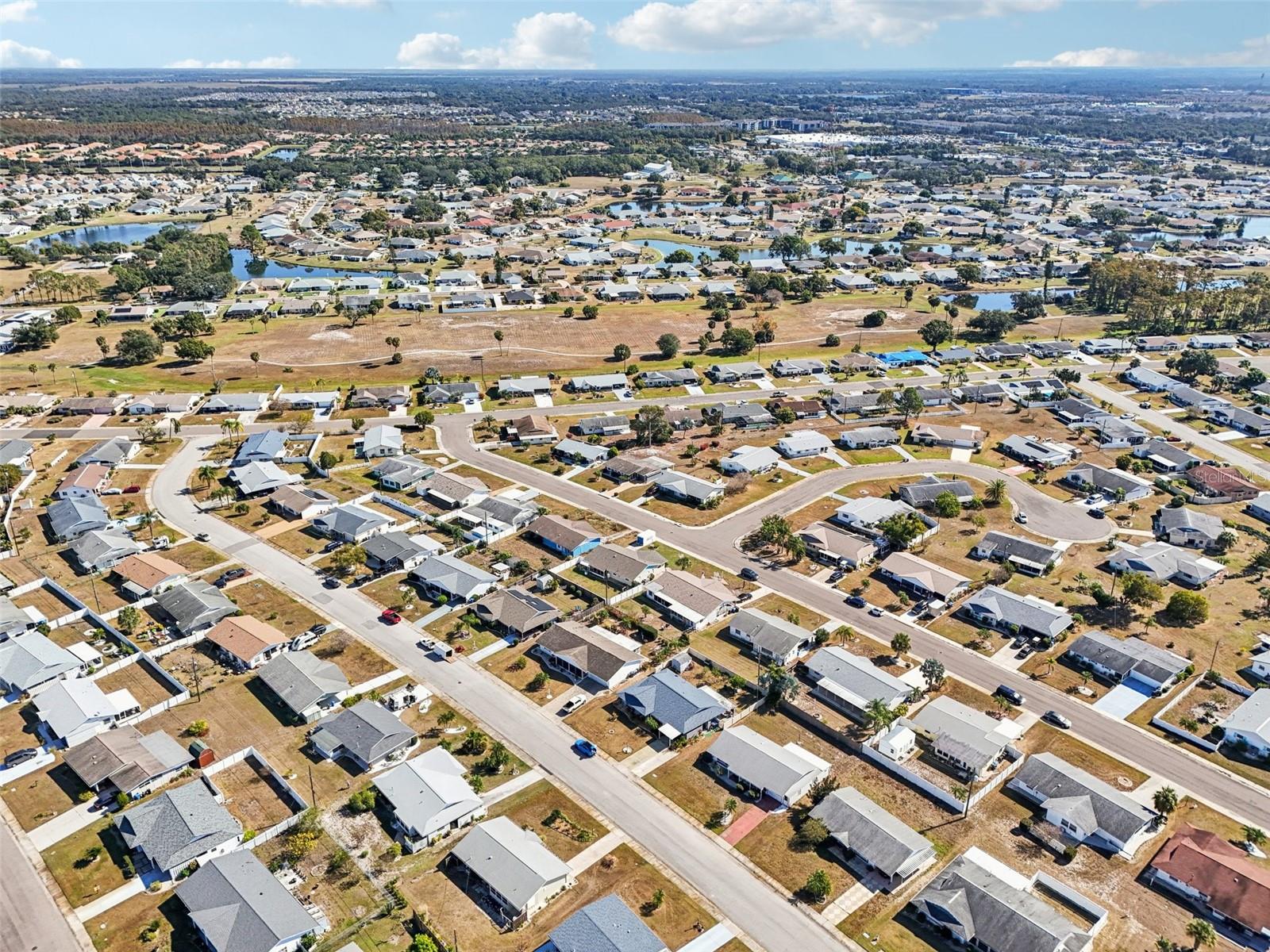 Image 34 of 48 For 722 Tam O Shanter Avenue