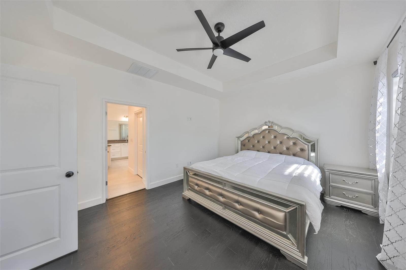 Image 33 of 47 For 5232 Wishing Arch Drive