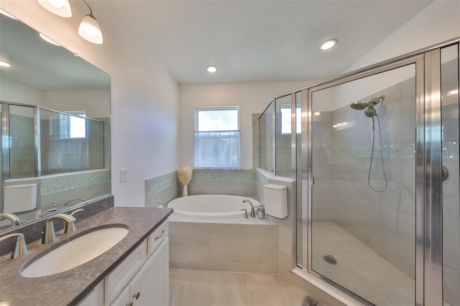 Image 36 of 47 For 5232 Wishing Arch Drive