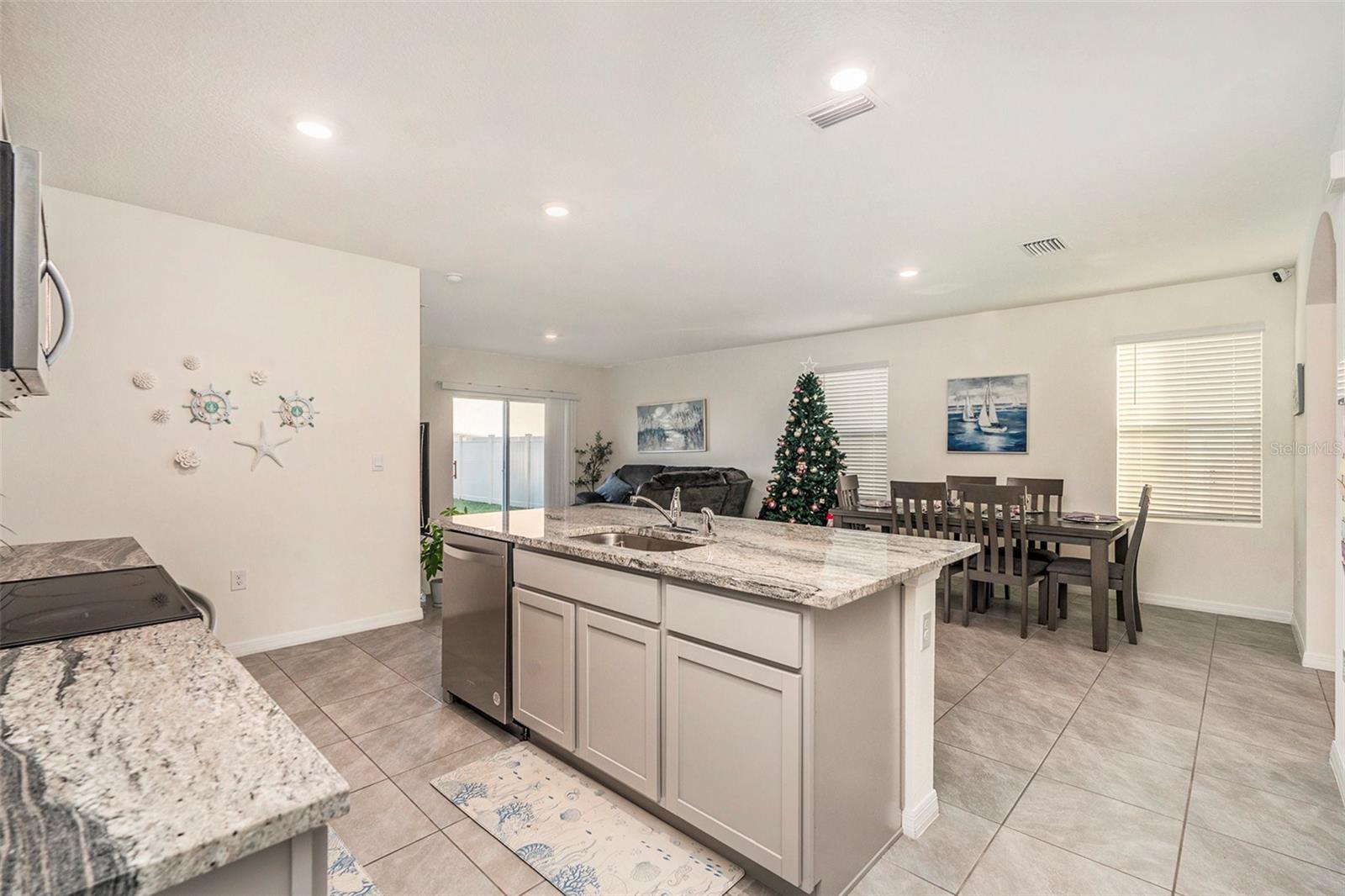 Image 18 of 45 For 9319 Forge Breeze Loop