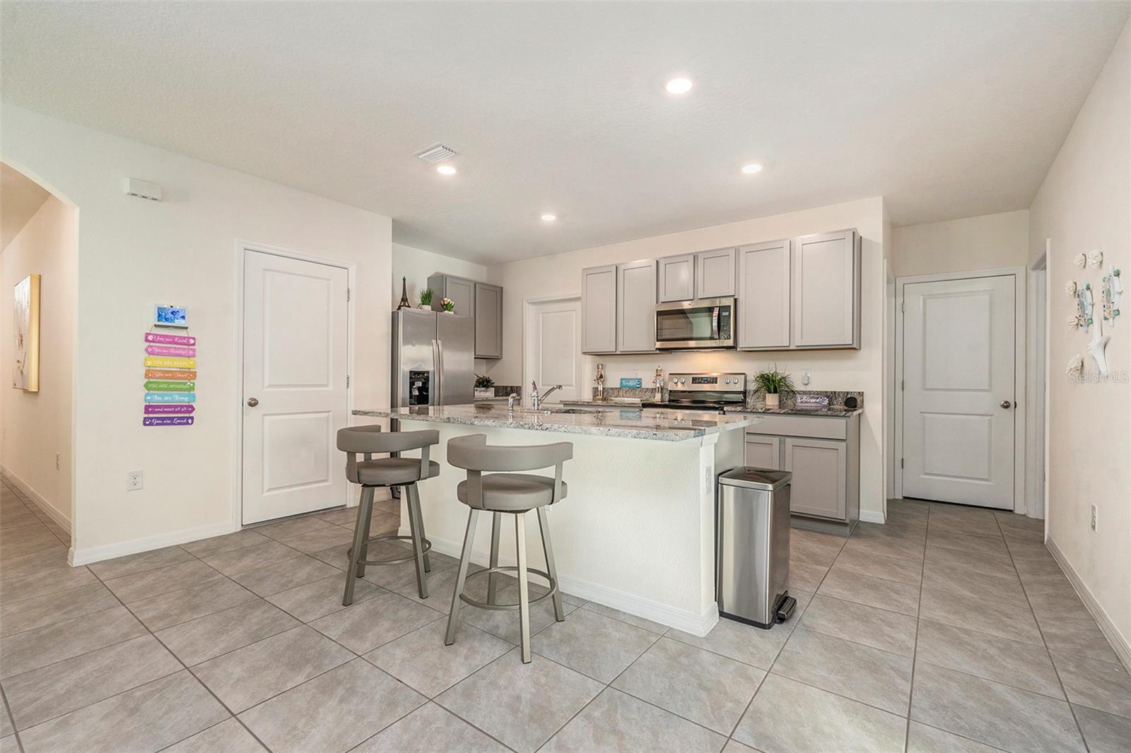 Image 20 of 45 For 9319 Forge Breeze Loop