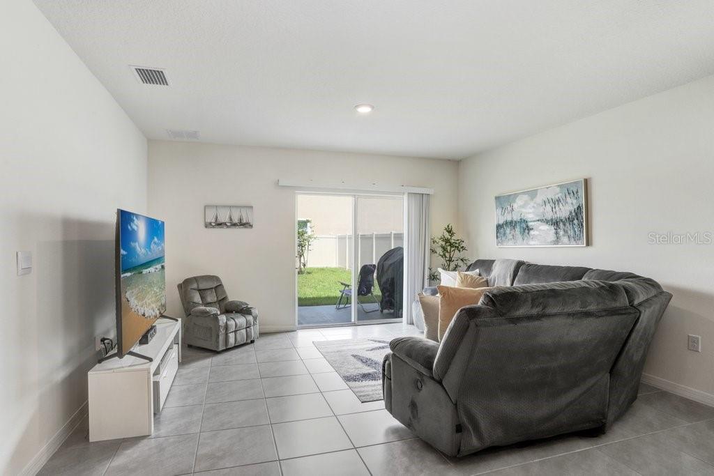 Image 23 of 45 For 9319 Forge Breeze Loop