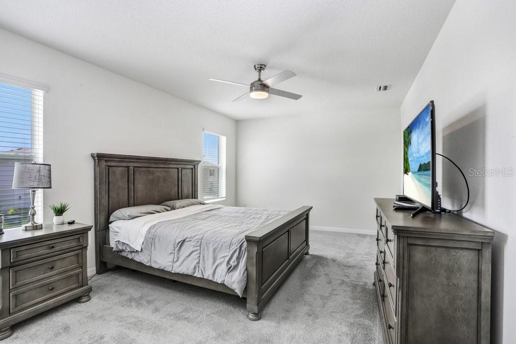 Image 35 of 45 For 9319 Forge Breeze Loop