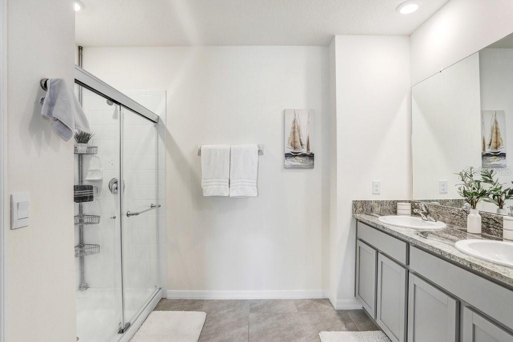 Image 37 of 45 For 9319 Forge Breeze Loop