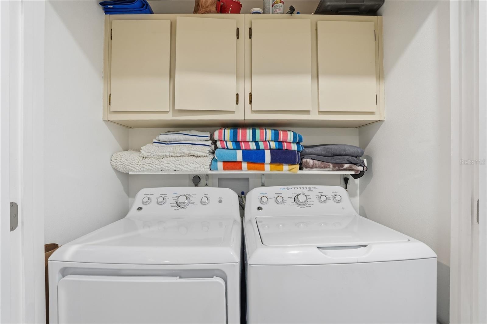 Image 21 of 39 For 5102 Coronado Parkway 2