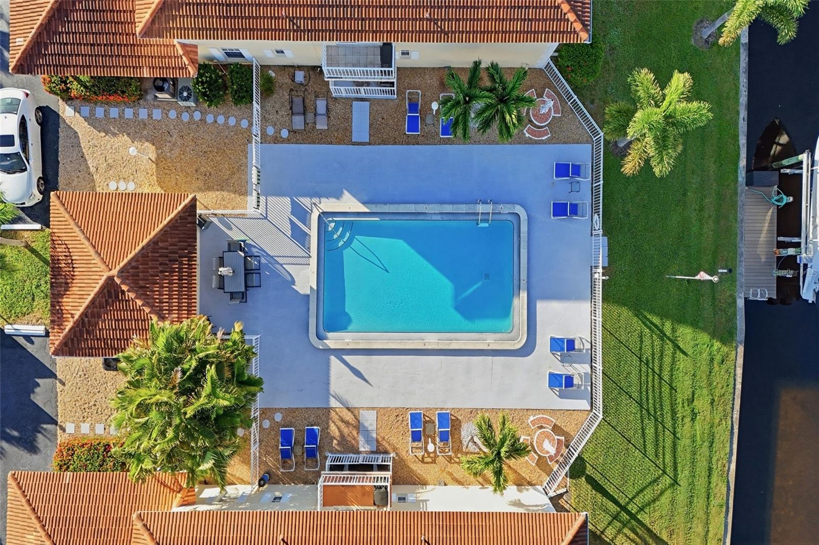 Image 36 of 39 For 5102 Coronado Parkway 2