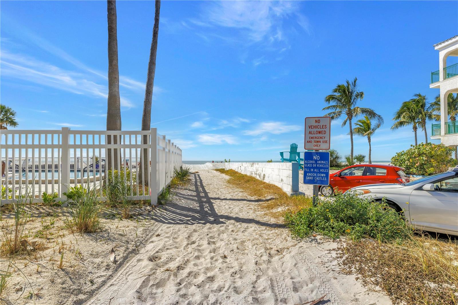 Image 24 of 28 For 18319 Sunset Boulevard