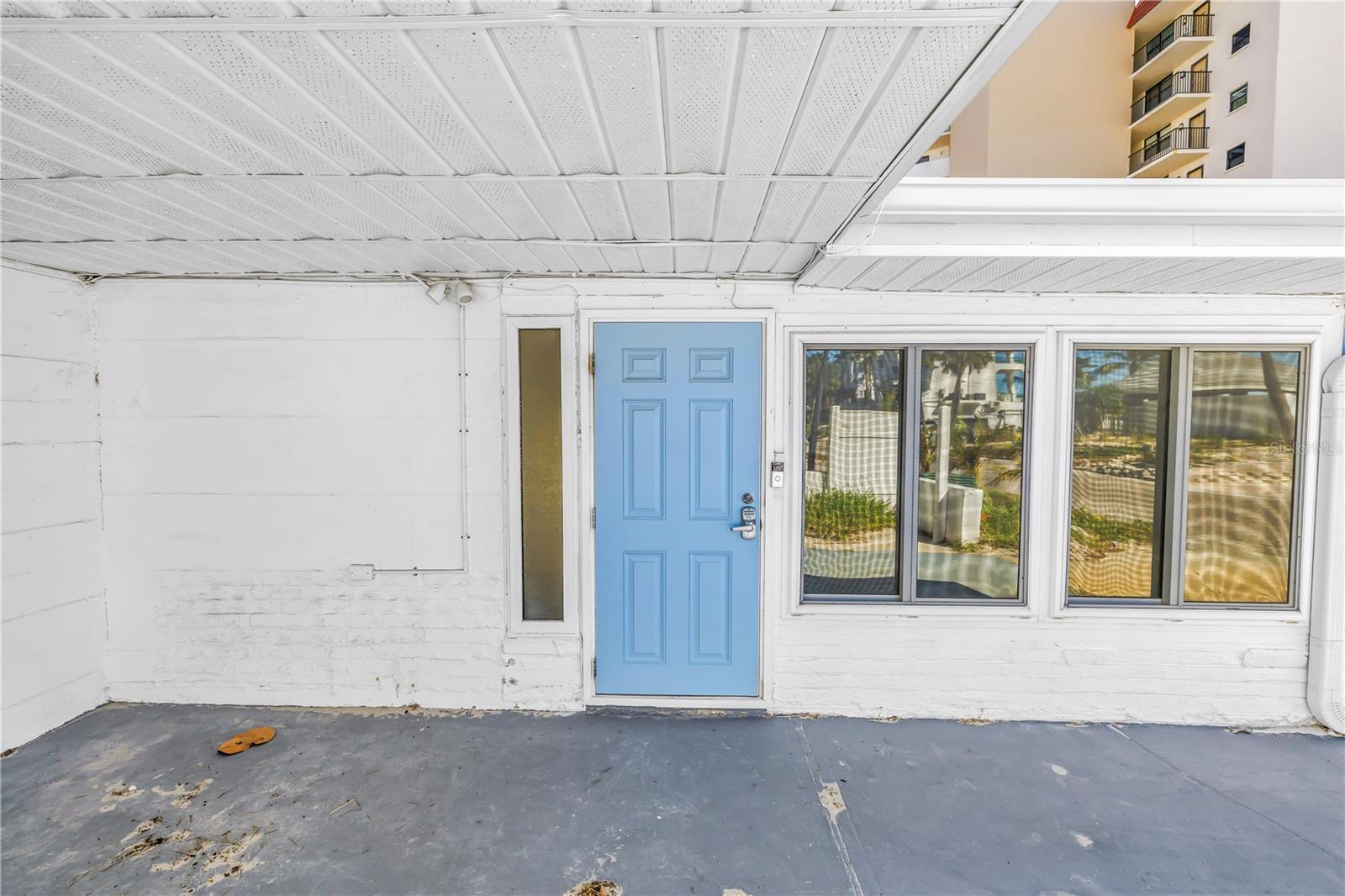 Image 5 of 28 For 18319 Sunset Boulevard