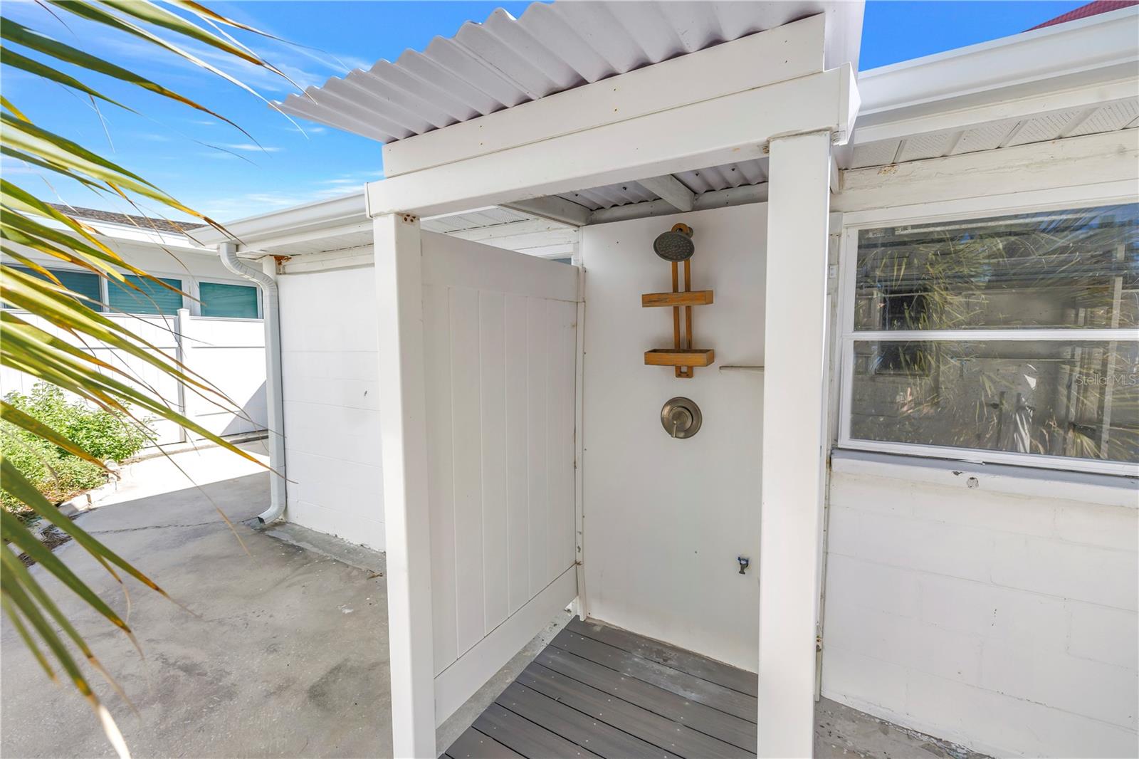 Image 7 of 28 For 18319 Sunset Boulevard