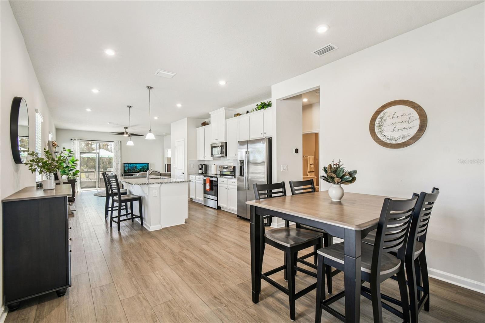 Image 3 of 70 For 11866 Bristol Bridge Road