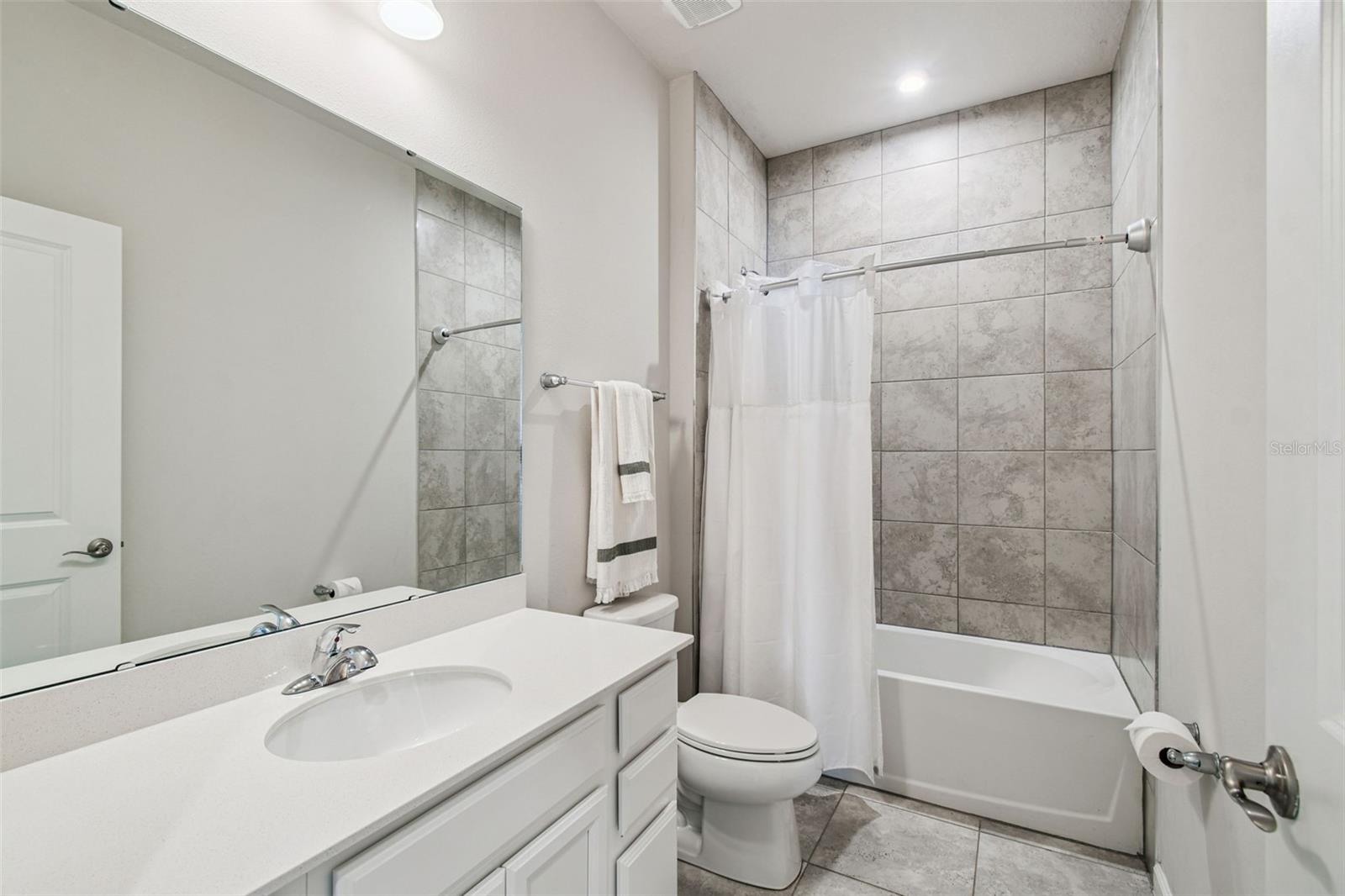 Image 37 of 70 For 11866 Bristol Bridge Road