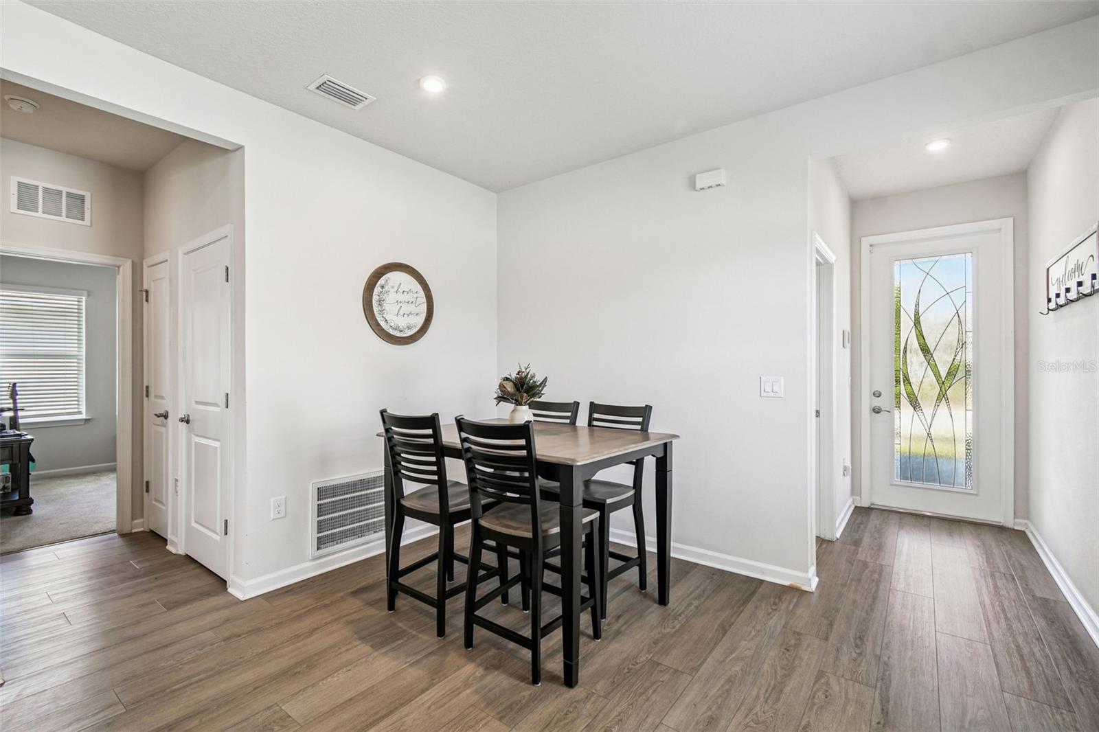 Image 4 of 70 For 11866 Bristol Bridge Road