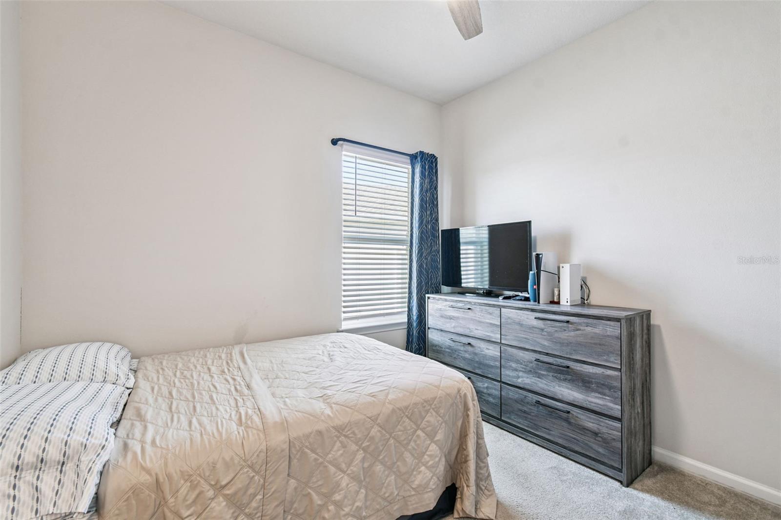 Image 40 of 70 For 11866 Bristol Bridge Road