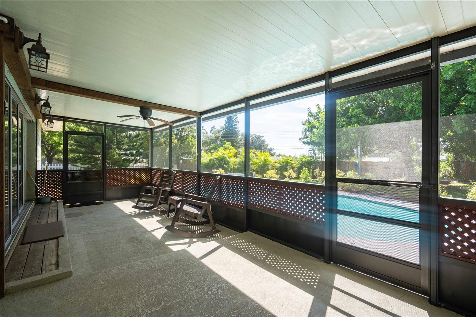 Image 22 of 51 For 11438 126th Terrace