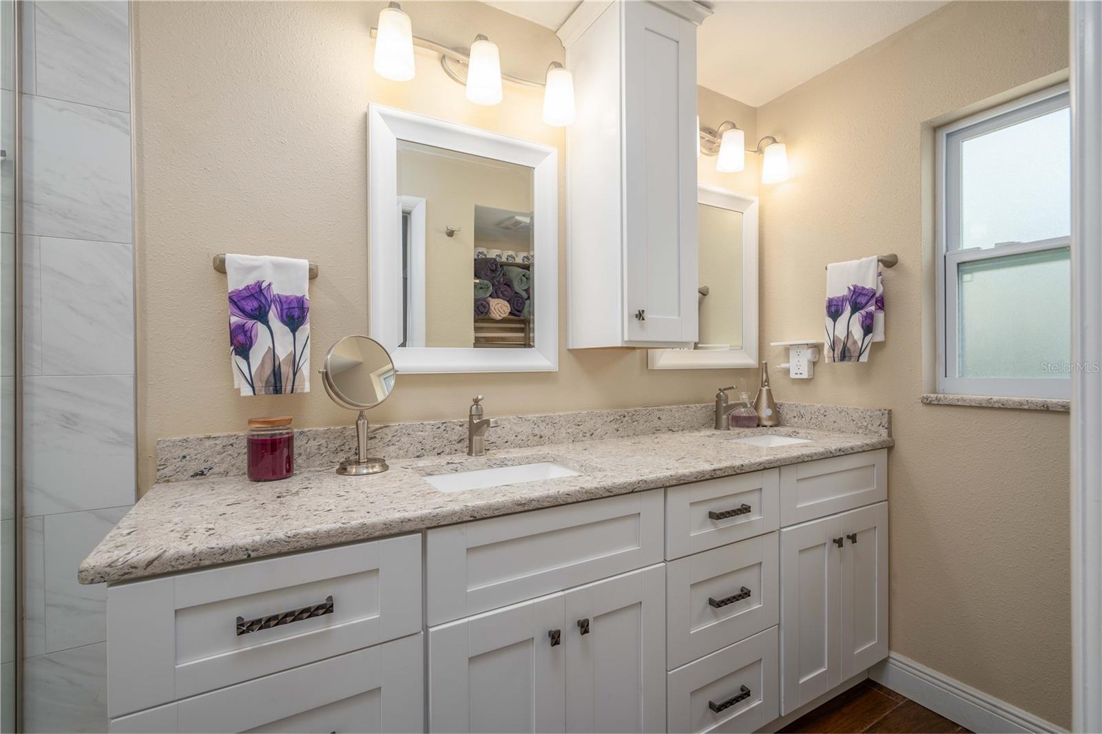 Image 30 of 51 For 11438 126th Terrace